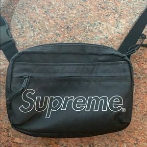 Supreme shoulder bag